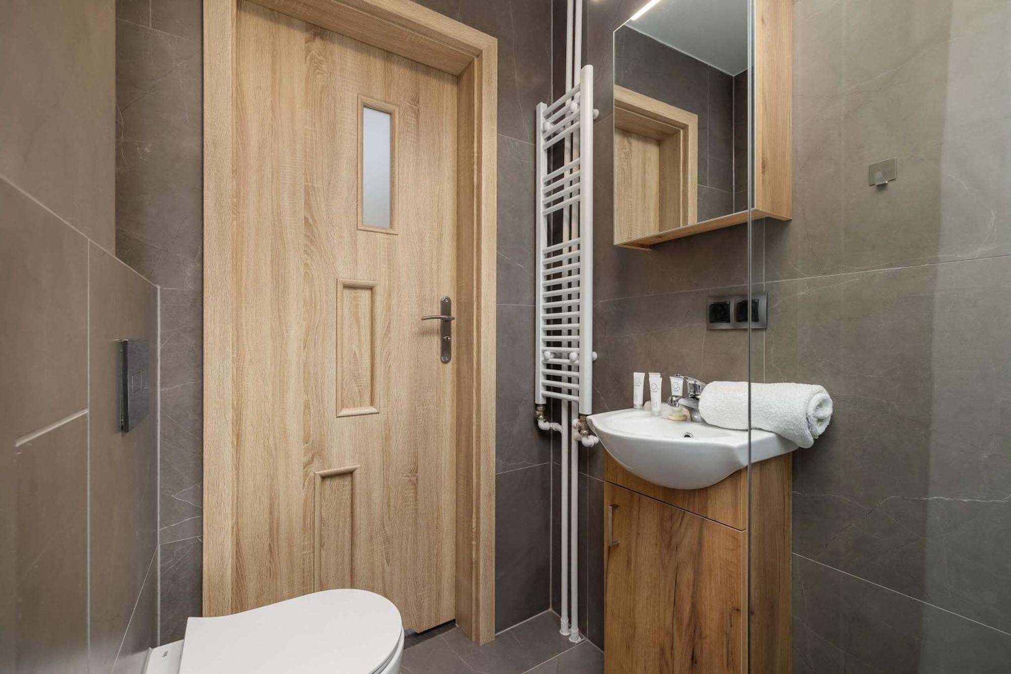 Okolna Cozy Remote Work By Renters Apartment Krakau